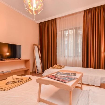 Sofia Dream Apartment - The Library - 3-Bdr, 2-Bthr By Flat Mаnager المظهر الخارجي الصورة