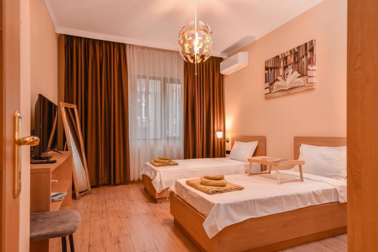 Sofia Dream Apartment - The Library - 3-Bdr, 2-Bthr By Flat Mаnager المظهر الخارجي الصورة